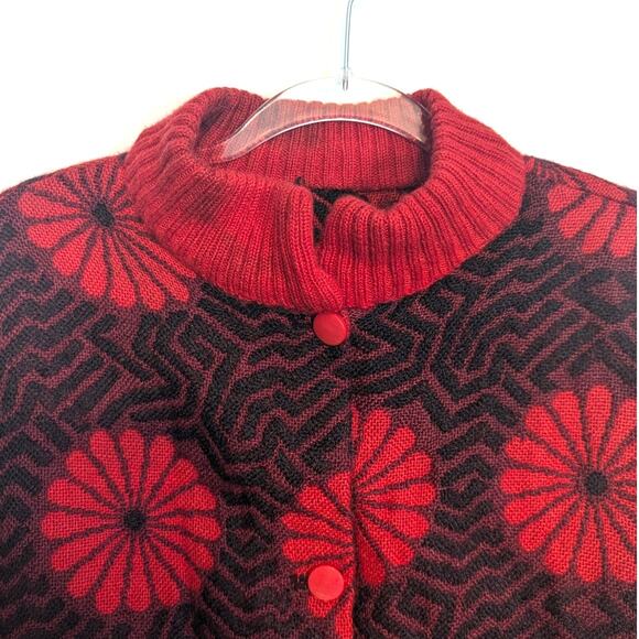 Vintage 60's 70's Sweater Poncho Button Front Red Black Geometric Flowers Flaw - Picture 3 of 8